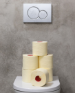 ljustgult beige toalettpapper