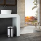 smedbo borstad yta pedalhink med mjukstängande lock trekantig pedalhink snygg bild