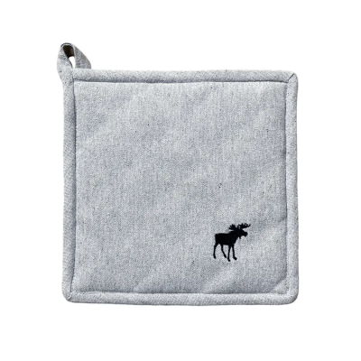 grytlapp med älg på återvunnet material